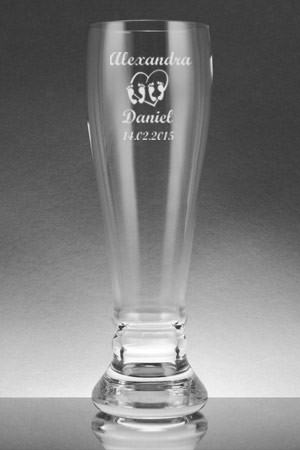 Weissbierglas mit Herzen graviert 